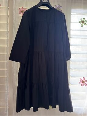 Barney’s New York Black Italy Tiered Midi Dress with 3/4 Sleeves Sz 38